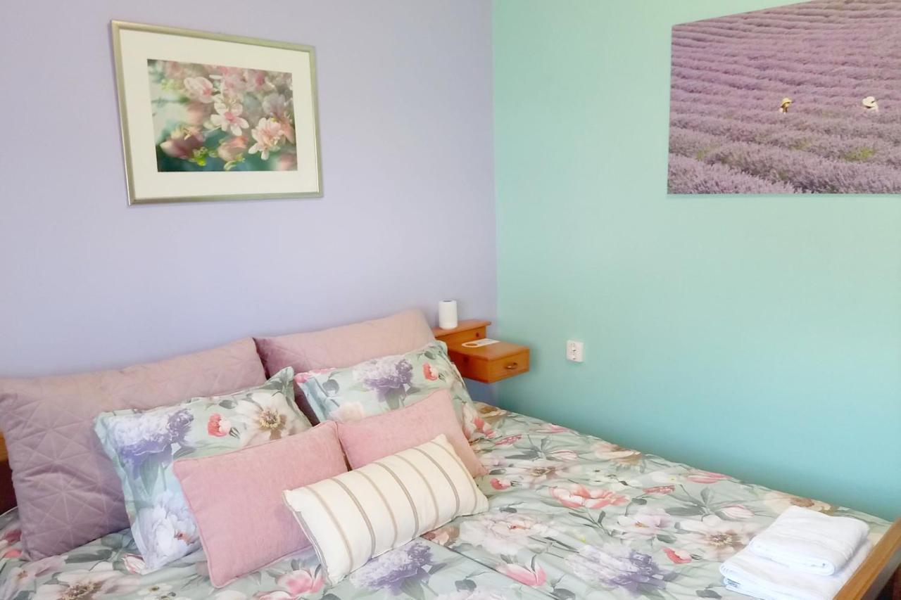 Sobe Zimmer Rooms Zivcic 카를로바츠 외부 사진